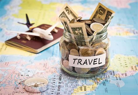 Smart Money Podcast — How to Save Money on Holiday Travel 